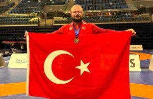 erzincanli guresci serhat saricicek dunya ucuncusu oldu pnCRxaf3.jpg